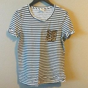 VS PINK cheetah pocket tee